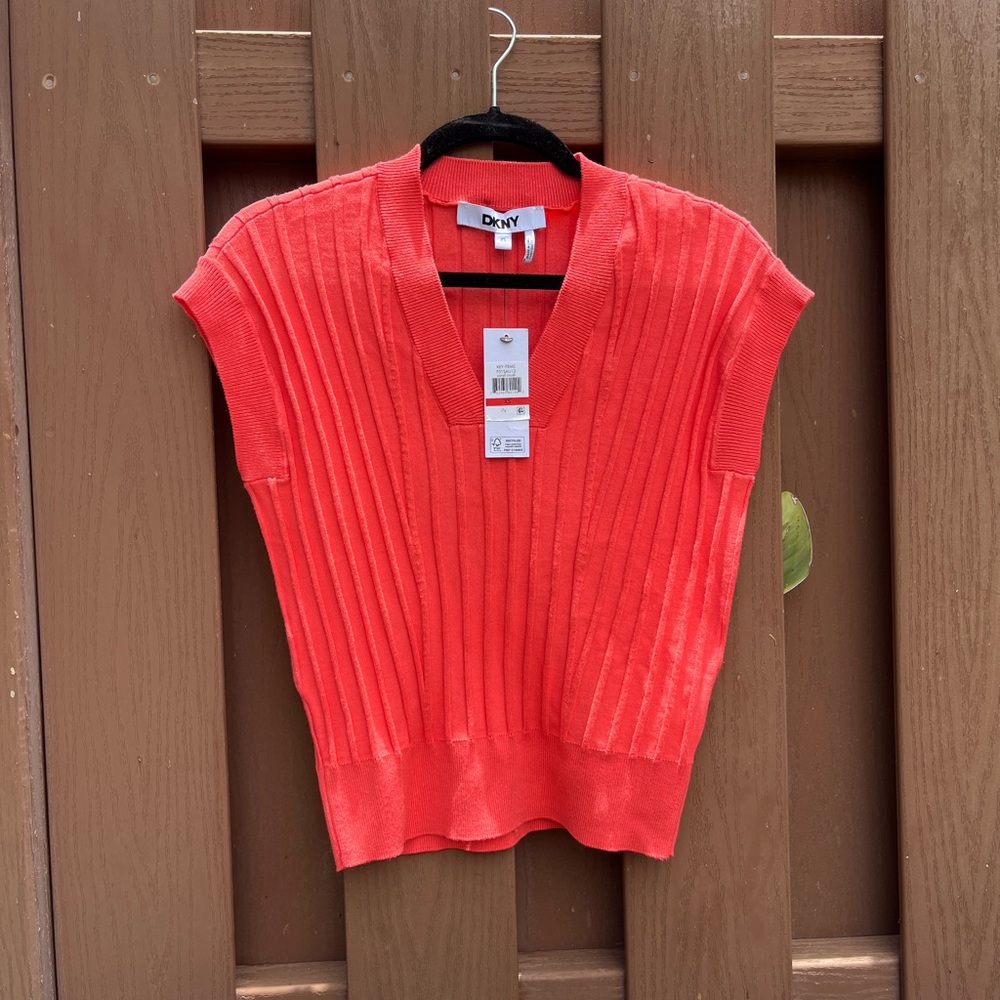 DKNY Coral Crush Ribbed Knit Top